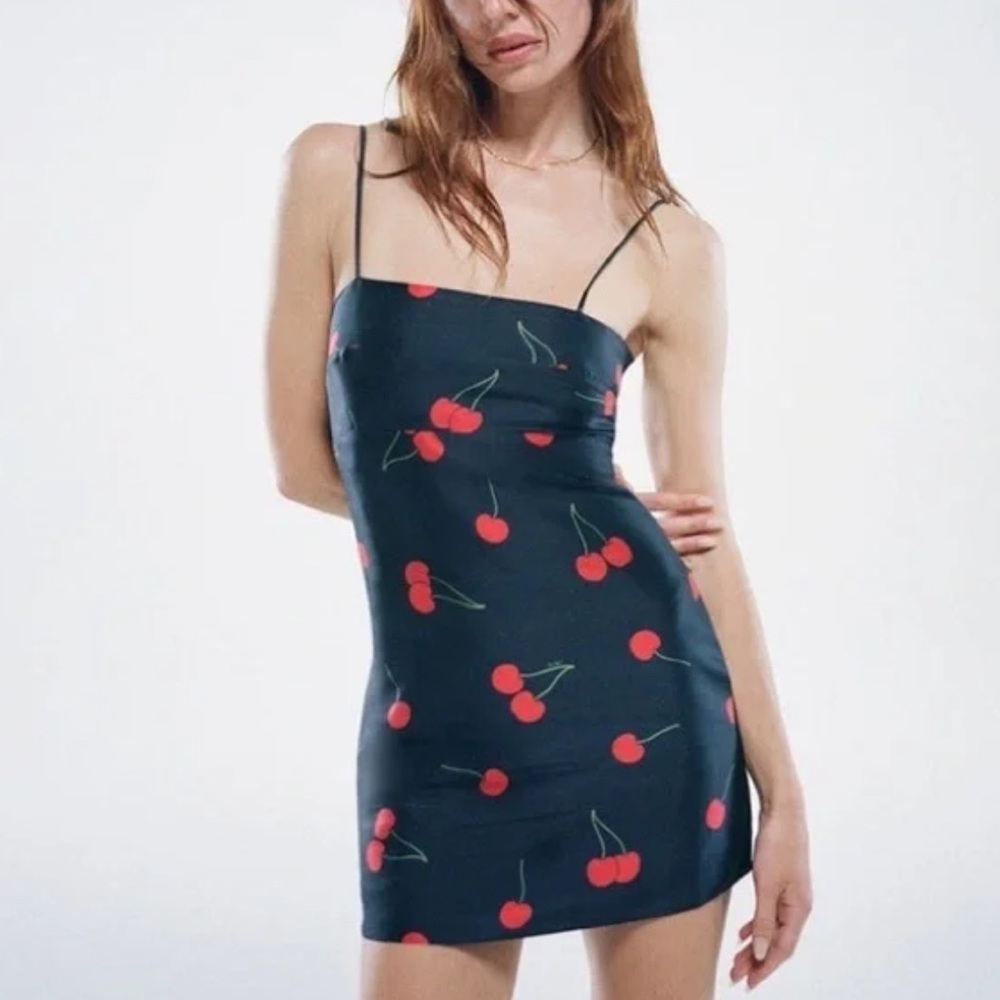 Realisation Par: The Christy - Wild Cherry Dress